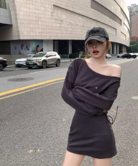 한 부서 비스듬한 어깨 긴팔 후드티 드레스 아이들 가을 겨울 새로운 디자인 센스 품격 허리 수축 슬림해 보이는 오프숄더 미니 스커트