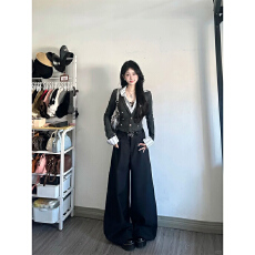 批发美式复古条纹假两件长袖t恤女<b class='q'>秋</b>季新款短款收腰显瘦上衣