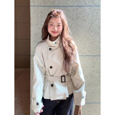 批发韩系英伦风立领短款风衣外套女款春秋季小个子气质收腰巨好看大衣