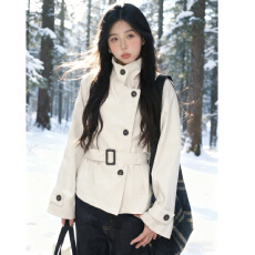 批发英伦风立领米白色短款<b class='q'>风衣</b>女收腰显瘦<b class='q'>双排扣</b>腰带外套设计感