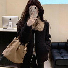 加厚500克羊羔绒复合麂皮+大毛领一韩系高级感黑色毛领拉链外套