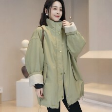 批发源头工厂来版定制—季新款高级感毛茸翻领宽松上衣