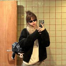 批发加厚500克羊羔绒复合麂皮+大毛领一皮毛一体毛领加厚毛毛<b class='q'>外套</b>