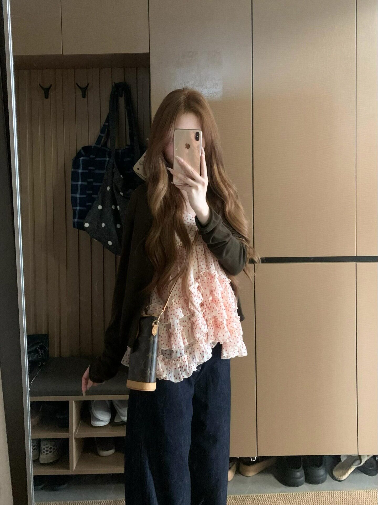 주간 실크 원단 네리 명중 가져 가라. 프랑스식 층 레이스 순수한 욕망 센스 슬립 맨위 여성 작은 대중 외출용 조끼