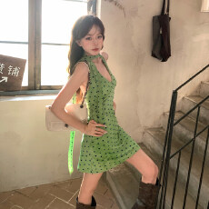 涤网面料+内里 纯欲波点挂脖绿色连衣裙女夏微胖mm修身显瘦短裙子