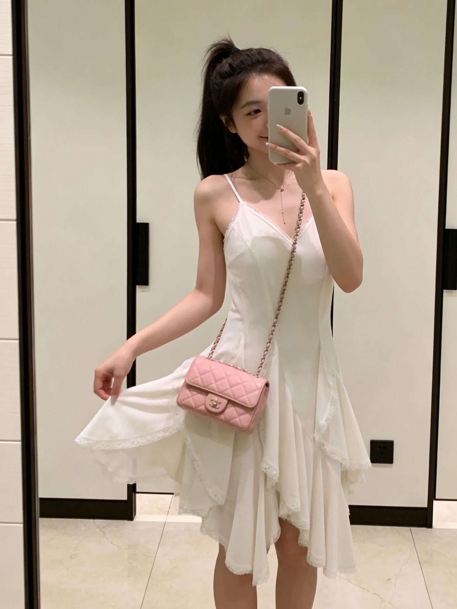 두꺼운 쉬폰 원단 네리 프랑스식 작은 샤넬 스타일 빛 럭셔리 세련된 명문 여성 바람 Tulle 레이스 슬립 드레스