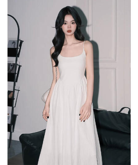 프랑스식 첫사랑 센스 품격 허리 수축 슬림해 보이는 화이트 길다 치마 샤오 바이 치마 슬립 A라인 스커트 그는 벤 바람 작은 검은 드레스