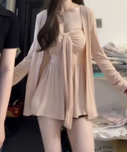 모달 200그램 무거운 원단 가슴 패드 비틀림 슬립 오픈 가디건 투피스 세트 부드러운 분위기 센스 여성 의류