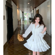 千丝皱+内里+橡筋 甜系少女 V 领系带设计感层层荷叶蛋糕小白裙