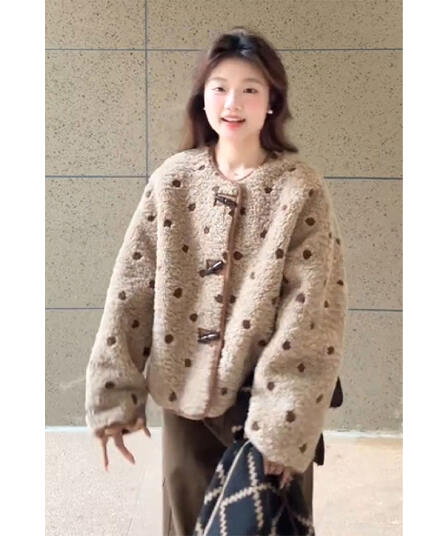 500 그램 양털 플리스 복합 스웨이드 수건 자수 법 하나 패션 두꺼움 맨위 도트 무늬 피모 하나 재킷