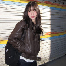 批发PU皮面料+内里 美式做旧肌理立领短款机车皮夹克女