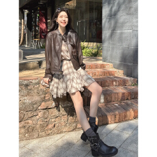 批发PU皮面料+内里 松弛慵懒立领短款机车皮衣做旧外套女
