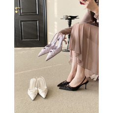 2026春季新款尖头细跟高跟气质显瘦法式时尚性感美绝网红包头凉鞋