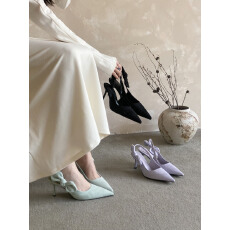 2026春季新款尖头细跟高跟气质显瘦法式时尚性感美绝网红包头凉鞋