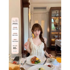 批发Lukira雪纱茉莉杏色V领蕾丝边无袖衬衫女夏季宽松小衫上衣
