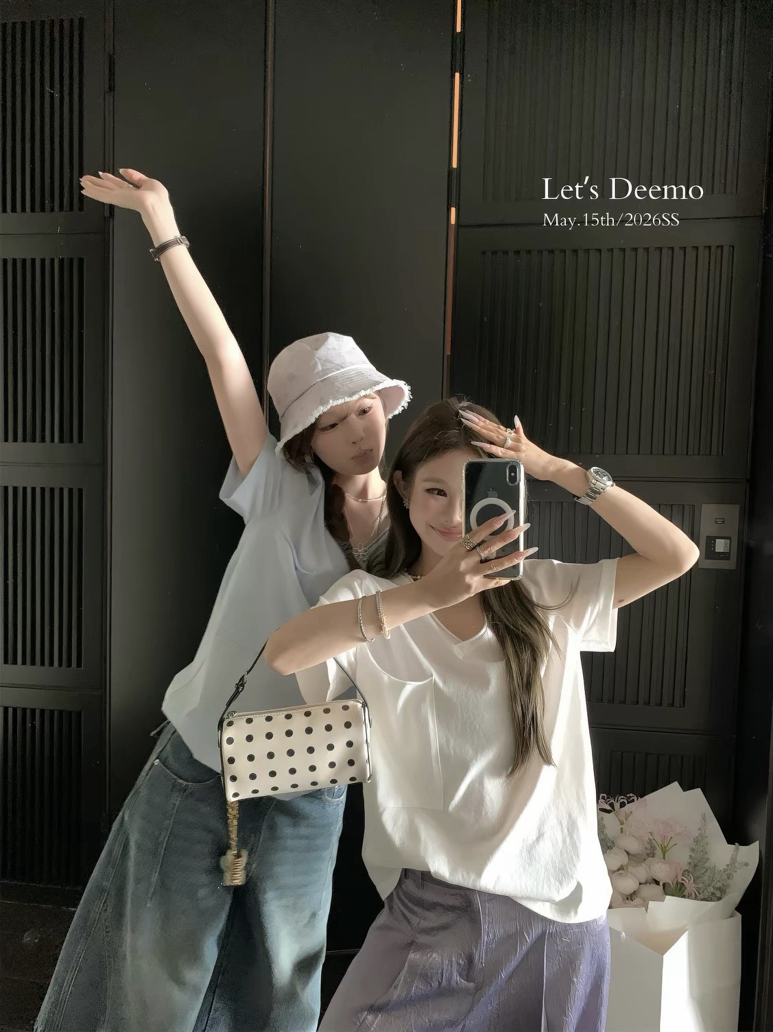 deemo studio 여름 느긋한 호흡 슈퍼 좋은 착용 볼륨 측면 디자인 센스 빅 포켓 패치 V넥 티셔츠