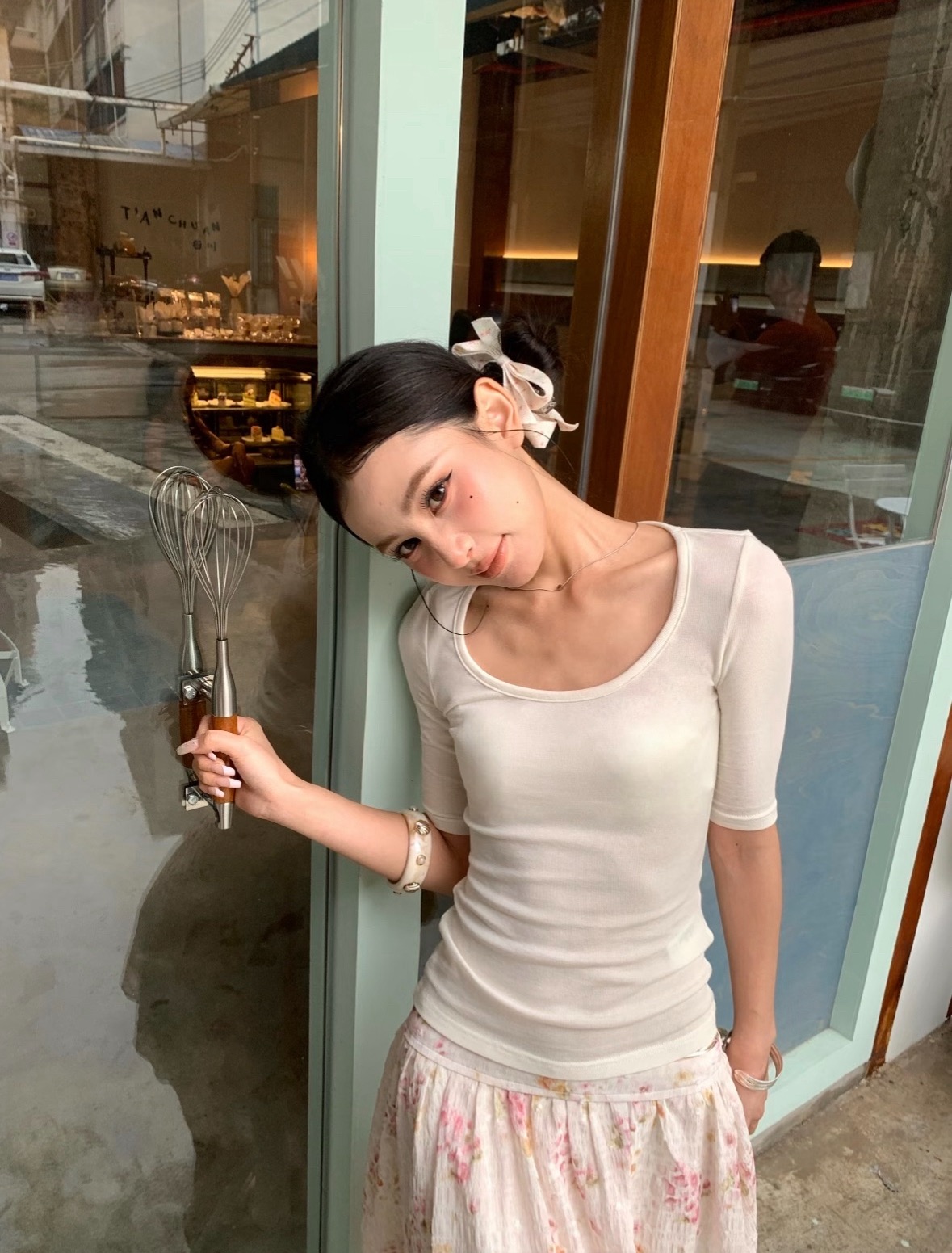 medoitn 구름 터치 주간 실크 양모 u 칼라 중간 소매 프로 피부 편안함 단색 반팔 티셔츠 맨위 여성