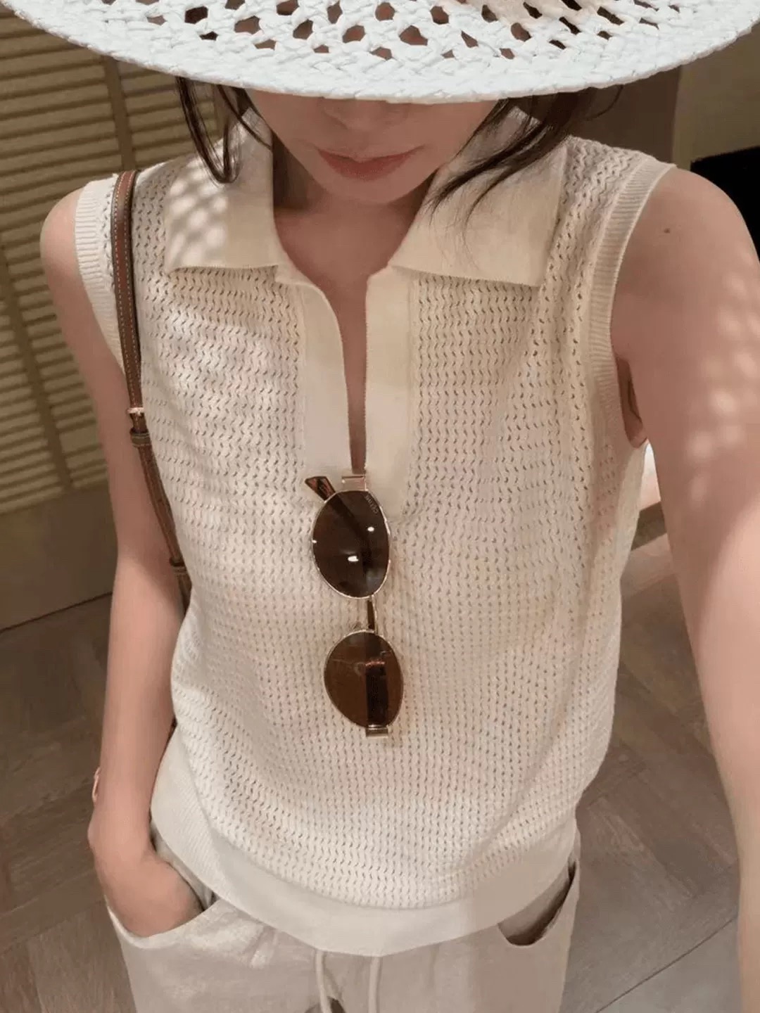 프랑스식 레트로 POLO 칼라 홀로우 아웃 얼음 실크 니트 조끼 여성 여름 얇고 가벼운 통기성 슬림해 보이는 다용도 민소매 맨위