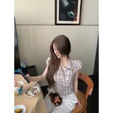 批发sasaouni学院格纹 韩版显瘦收腰<b class='q'>格子</b>v领衬衫女小众设计感上衣小衫