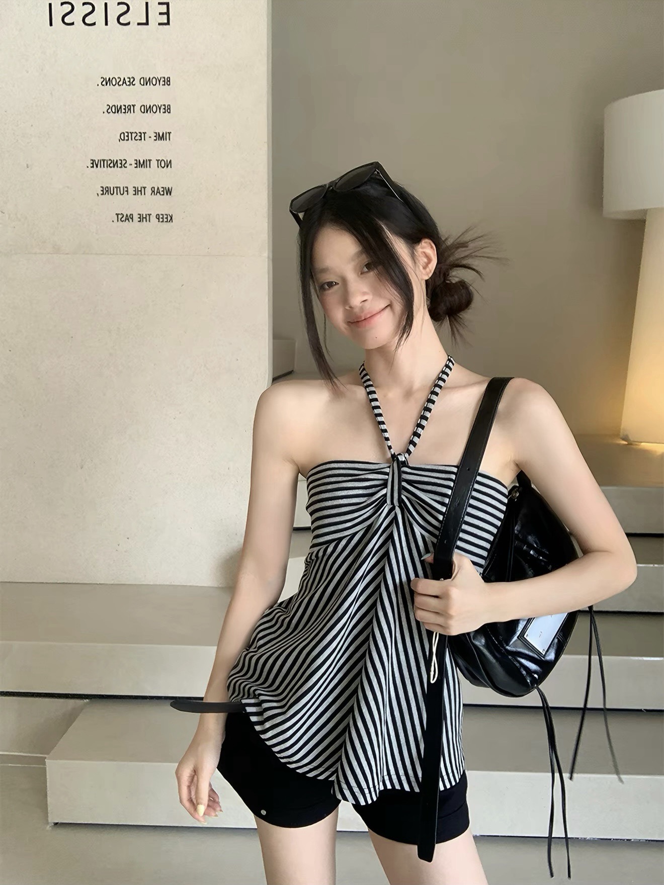 송 긍정적 인 En 핫걸 검정색 스트라이프 행침 목 캐미솔 여름 외출용 한 부서 쇼트 스타일 민소매 튜브탑 맨위 트렌디