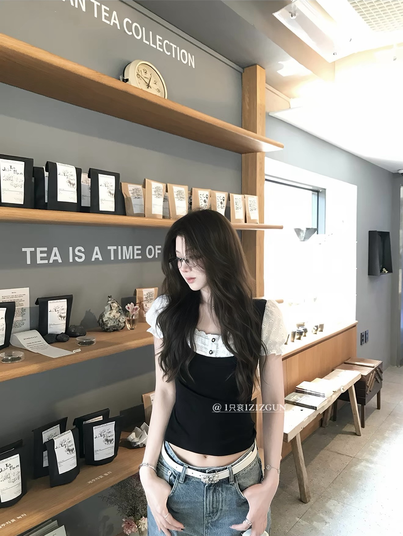 1개 다곤 1z1zgun 블랙 달콤한 마이크로 페이크 레이어드 레이스 조각 반팔 잘 행동 한 거품 소매 레이스 맨위