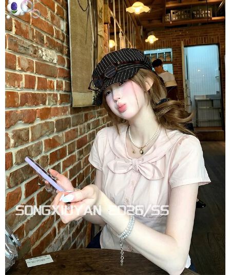 2026 새로운 여름 한 부서 라운드 넥 싱글 줄 버튼 허리 수축 나비 넥타이 셔츠 몸매 가꾸기 슬림해 보이는 반팔 맨위