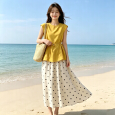 批发大码两件套女<b class='q'>夏季</b>搭配一整套韩系穿搭减龄无袖上衣高腰波点半身裙