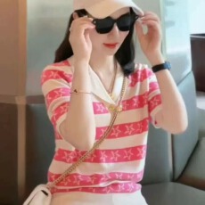 批发2025新款上衣设计感小众美式复古正肩超好看女士针织短袖<b class='q'>t</b><b class='q'>恤</b>