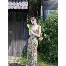 批发【莫奈紫<b class='q'>园</b>】法式复古印花连衣裙收腰显瘦度假风长裙