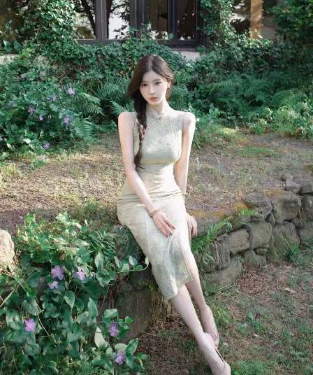 새로운 중식 트임 치파오