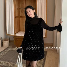 批发秋新款法式气质甜美重工<b class='q'>钉珠</b>闪闪丝绒背心<b class='q'>连衣裙</b>长袖内搭打底套装