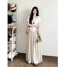 批发夏季穿搭淡人高知得体<b class='q'>连衣裙</b>子2026新款超火减龄夏装巨好看长裙