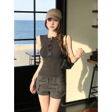 批发夏季新款多扣亨利领<b class='q'>工字</b><b class='q'>背心女</b>外穿智性氛围修身吊带无袖上衣T恤