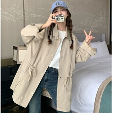 卡其色工装风衣外套女中长款2026流行秋季新款宽松休闲气质大衣潮