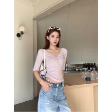 批发宋正恩纯欲风粉色V领<b class='q'>中袖</b>T恤女早秋新款设计感修身短款短袖小上衣
