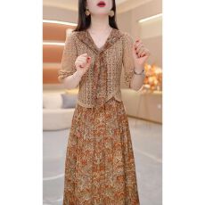 批发洋气五分袖两件套<b class='q'>连衣裙</b>女2026年春夏新款妈妈时尚碎花背心裙套装