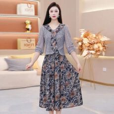 批发洋气五分袖两件套<b class='q'>连衣裙</b>女2026年春夏新款妈妈时尚碎花背心裙套装