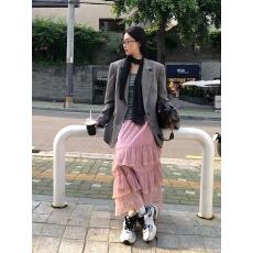 批发2026春季新款多层次感不规则大摆A字中长款<b class='q'>半身裙</b>女