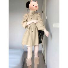 批发卡其色正肩短款大衣女春冬高级感超好看收腰气质今年流行毛呢<b class='q'>外套</b>