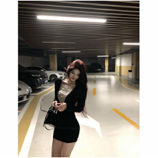 批发纯欲性感包臀裙子时尚修身显瘦法式小众设计感<b class='q'>连衣裙</b>