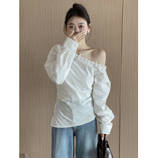 批发春夏新款<b class='q'>气质</b>高级感修身上衣钉珠花朵斜肩<b class='q'>衬衫</b>