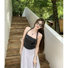 批发深灰色挂脖假两件吊带