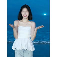 批发<b class='q'>夏</b>季穿搭韩系设计感褶皱收腰花苞上衣