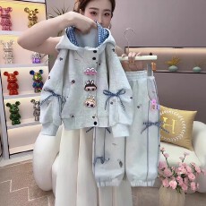 批发女童套装2026拉布新款<b class='q'>春</b>秋秋装休闲洋气儿童连帽卡通两件套