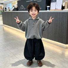 批发<b class='q'>男童</b>套<b class='q'>装</b>2026秋季新款儿童痞帅韩版连帽条纹休闲卫衣两件套