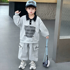 批发男童秋装套装2026新款韩版痞帅翻领卫衣两件套<b class='q'>儿童</b>春<b class='q'>秋衣</b>服