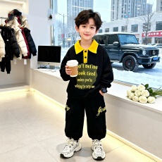 批发男童秋装套装2026新款韩版痞帅翻领卫衣两件套<b class='q'>儿童</b>春<b class='q'>秋衣</b>服