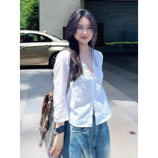 批发法式花边拼接<b class='q'>长袖</b>衬衫女装2026秋季新款独特精致<b class='q'>外套</b>纯色轻薄上衣