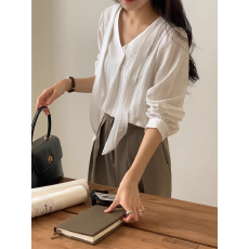 批发韩版高级感洋气简约休闲宽松显瘦<b class='q'>百搭</b>长袖V领绑带纯色衬衫上衣女