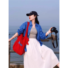 批发克莱因蓝亚麻衬衫女新款<b class='q'>长袖</b>轻奢高级感时尚百搭棉麻衬衣女上衣